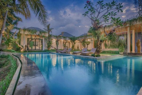 BRAND NEW Luxurious 5 Bedroom Villa with Exotic View